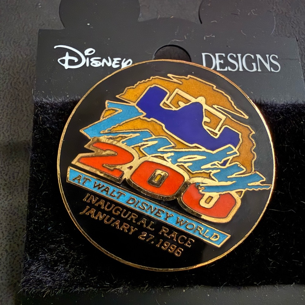 Disney Vintage WDW Indy 200 inaugural race car racing pin w/board
